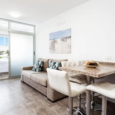 아파트 Home2book Bajamar Natural Pool & Beach 바하마르